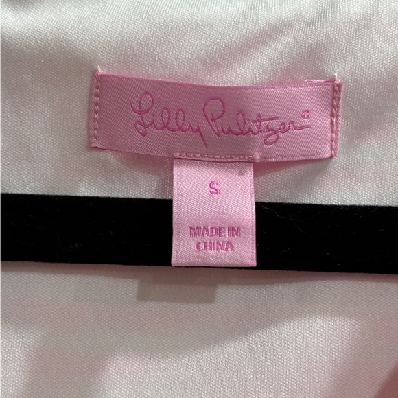 Lilly Pulitzer Briella Dress in Pink and White GEOMETRIC CAP SLEEVE SIZE SMALL - Picture 3 of 10
